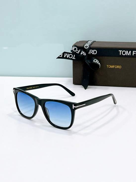 Picture of Tom Ford Sunglasses _SKUfw77360634fw